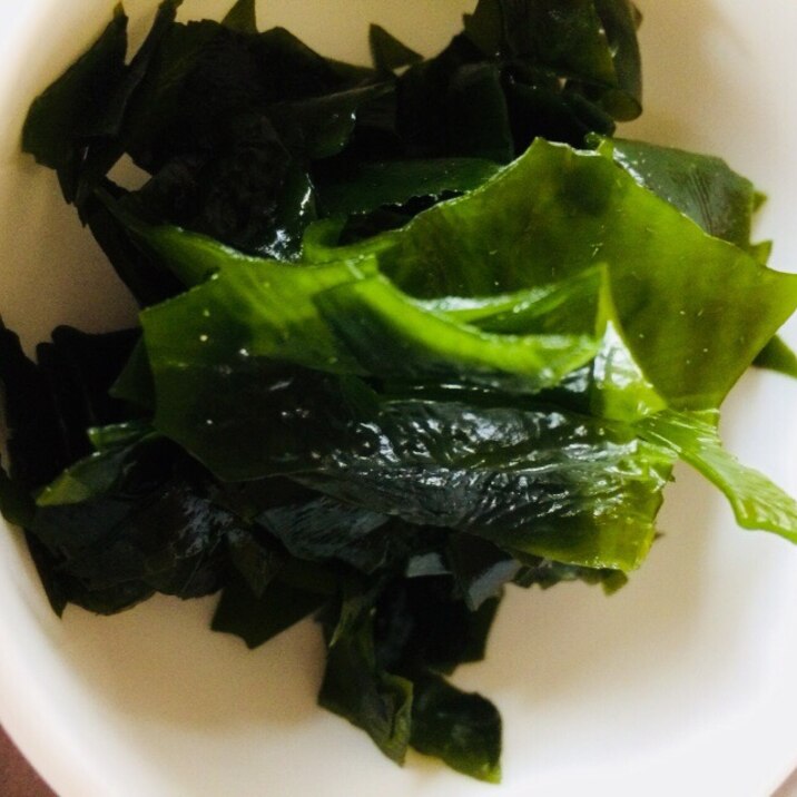 かんたん酢で生わかめの酢の物 レシピ 作り方 By ドーナツ 楽天レシピ かんたん酢で生わかめの酢の物 レシピ 作り方 By ドーナツ 楽天レシピ